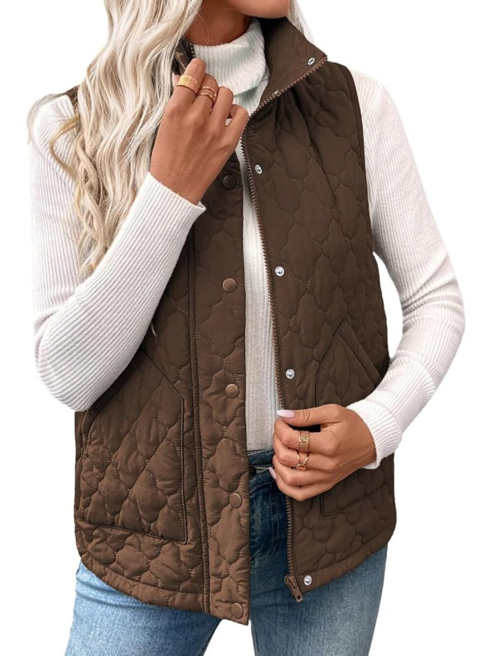 Trendy Lightweight Quilted Puffer Vest for Women - Stylish & Warm Outerwear
